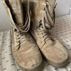 Men’s Garmont size 13 military boots. In good used condition.